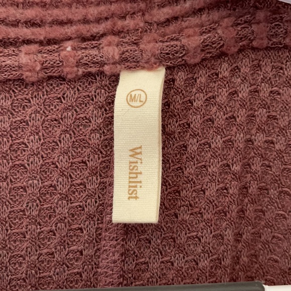 Flowy Button Up Top - Picture 4 of 4